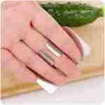 GEMOX Stainless Steel Finger Guard for Slicing - Cutting Protector to Avoid Accidents when Chopping and Kitchen Safe Chop Cut Tool