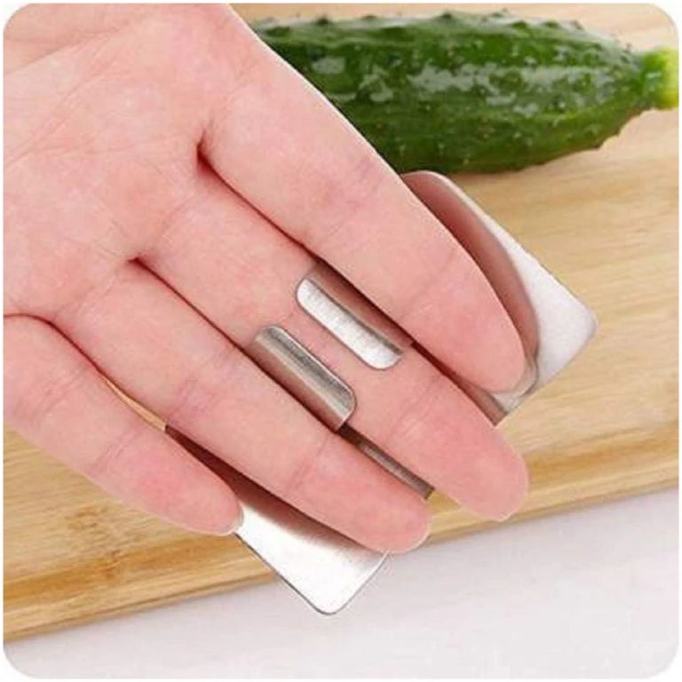GEMOX Stainless Steel Finger Guard for Slicing - Cutting Protector to Avoid Accidents when Chopping and Kitchen Safe Chop Cut Tool