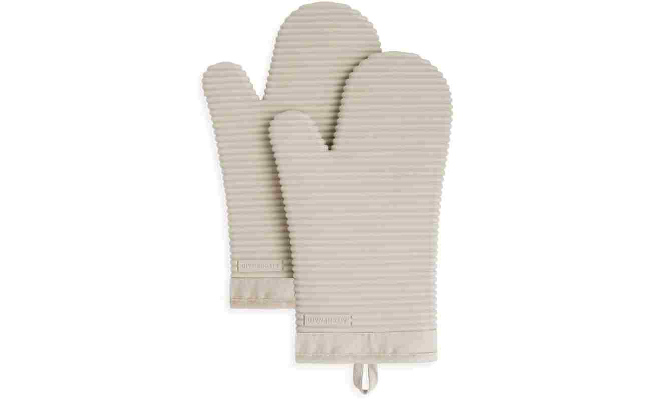 KitchenAid Ribbed Soft Silicone Oven Mitt Set, 7"x13", Milkshake 2 Count