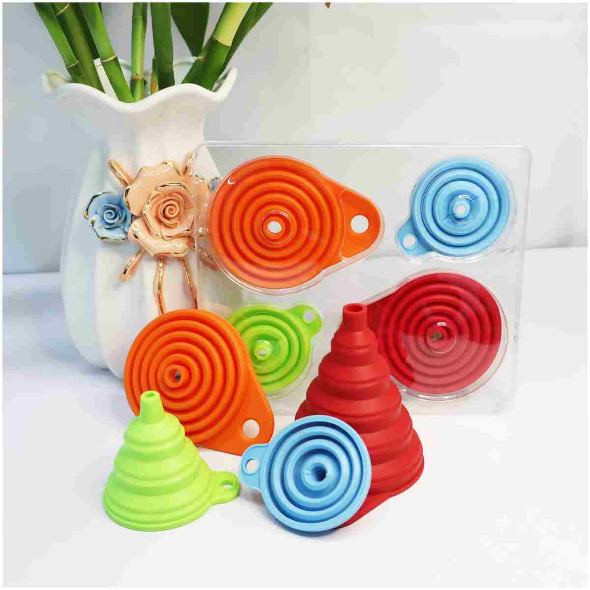 KongNai Kitchen Funnel Set 4 Pack, Small and Large, Kitchen Gadgets Accessories Foldable Silicone Collapsible Funnels for Filling Water Bottle Liquid Transfer Food Grade