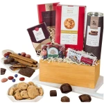 Snack Gift Basket Classic - Gourmet Food Gift Basket by GourmetGiftBaskets.com