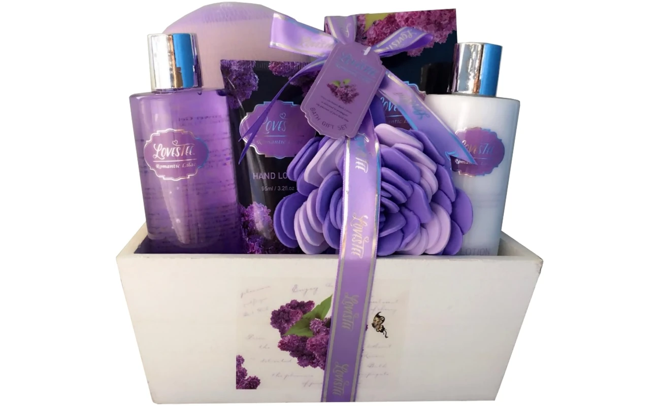 Spa Gift Basket with Lavender Fragrance and Lilac Color - Bath and Body Set Includes Shower Gel, Body Lotion, Hand Lotion, Bath Salt, Flower Sponge and EVA Sponge