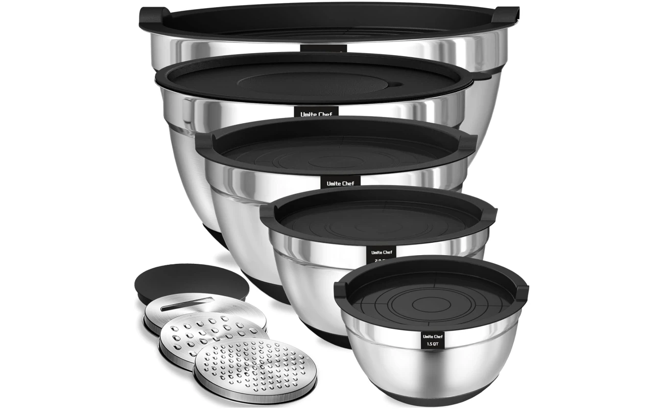 Umite Chef Mixing Bowls with Airtight Lids, 8PCS Stainless Steel Nesting Mixing Bowls Set, 3 Grater Attachments & Non-Slip Bottoms, Black Kitchen Bowls, Size 5, 4, 3.5, 2, 1.5QT...