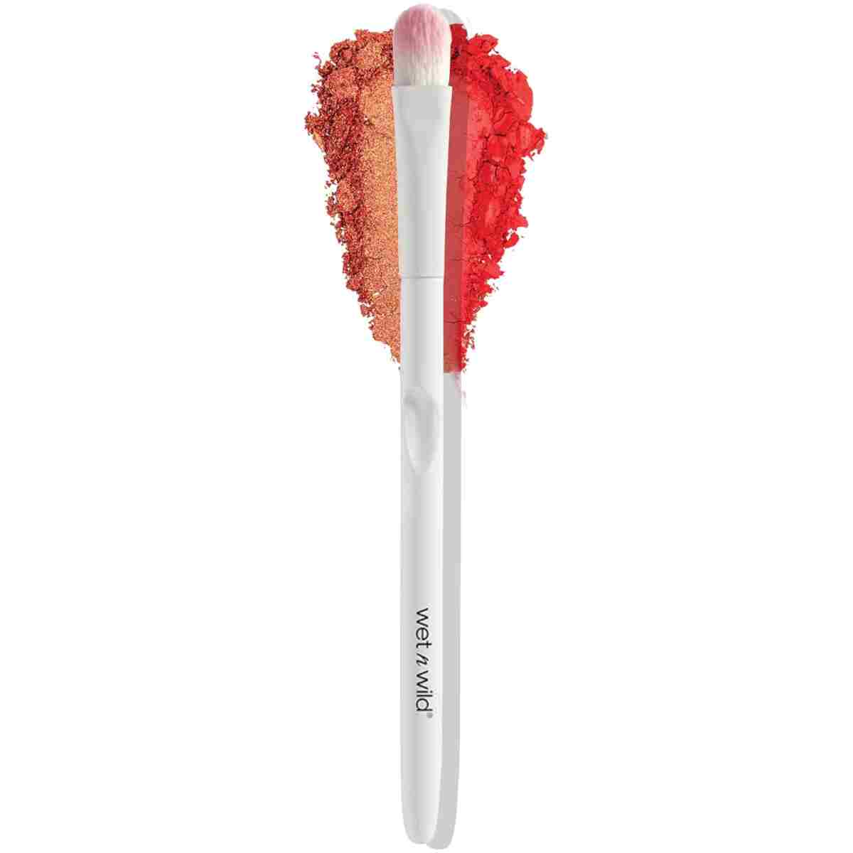 wet n wild Eyeshadow Brush, Precision Blending Application, Soft Synthetic Fibers, Ergonomic Handle for Comfortable Precision Control