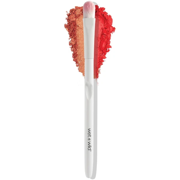 wet n wild Eyeshadow Brush, Precision Blending Application, Soft Synthetic Fibers, Ergonomic Handle for Comfortable Precision Control