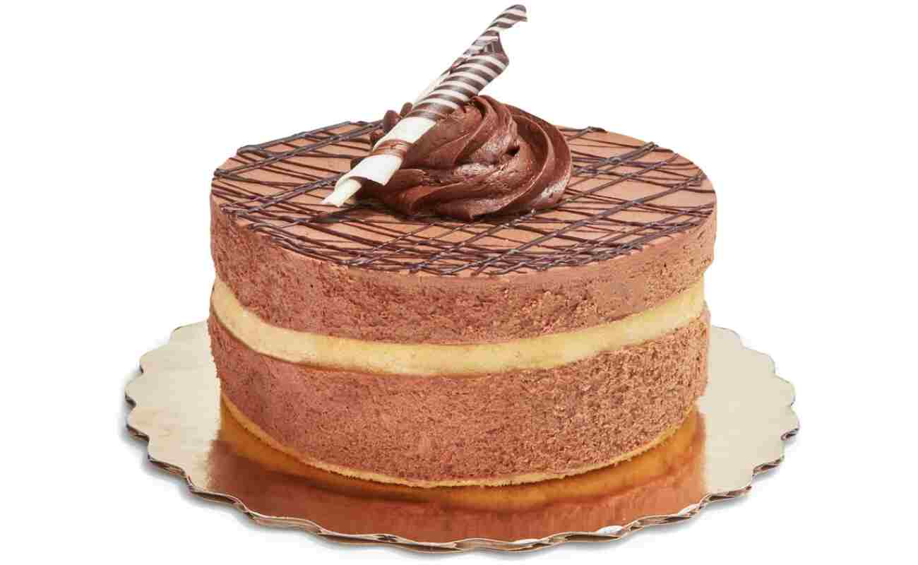 WHOLE FOODS MARKET Chocolate Mousse Cake 8in