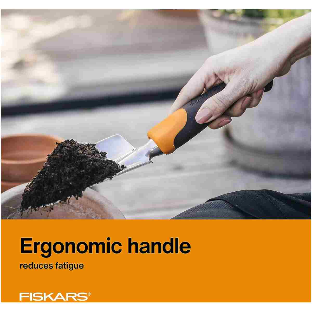 Fiskars Ergo Garden Trowel for Digging and Planting, Heavy Duty Gardening Hand Tool with Hanging Hole