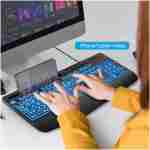 SABLUTE 大字体背光电脑键盘，有线发光 USB 键盘，带 7 色背光、腕托、手机支架，易于阅读和输入，适用于笔记本电脑、PC、Windows 和台式机