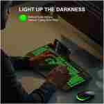 SABLUTE 大字体背光电脑键盘，有线发光 USB 键盘，带 7 色背光、腕托、手机支架，易于阅读和输入，适用于笔记本电脑、PC、Windows 和台式机